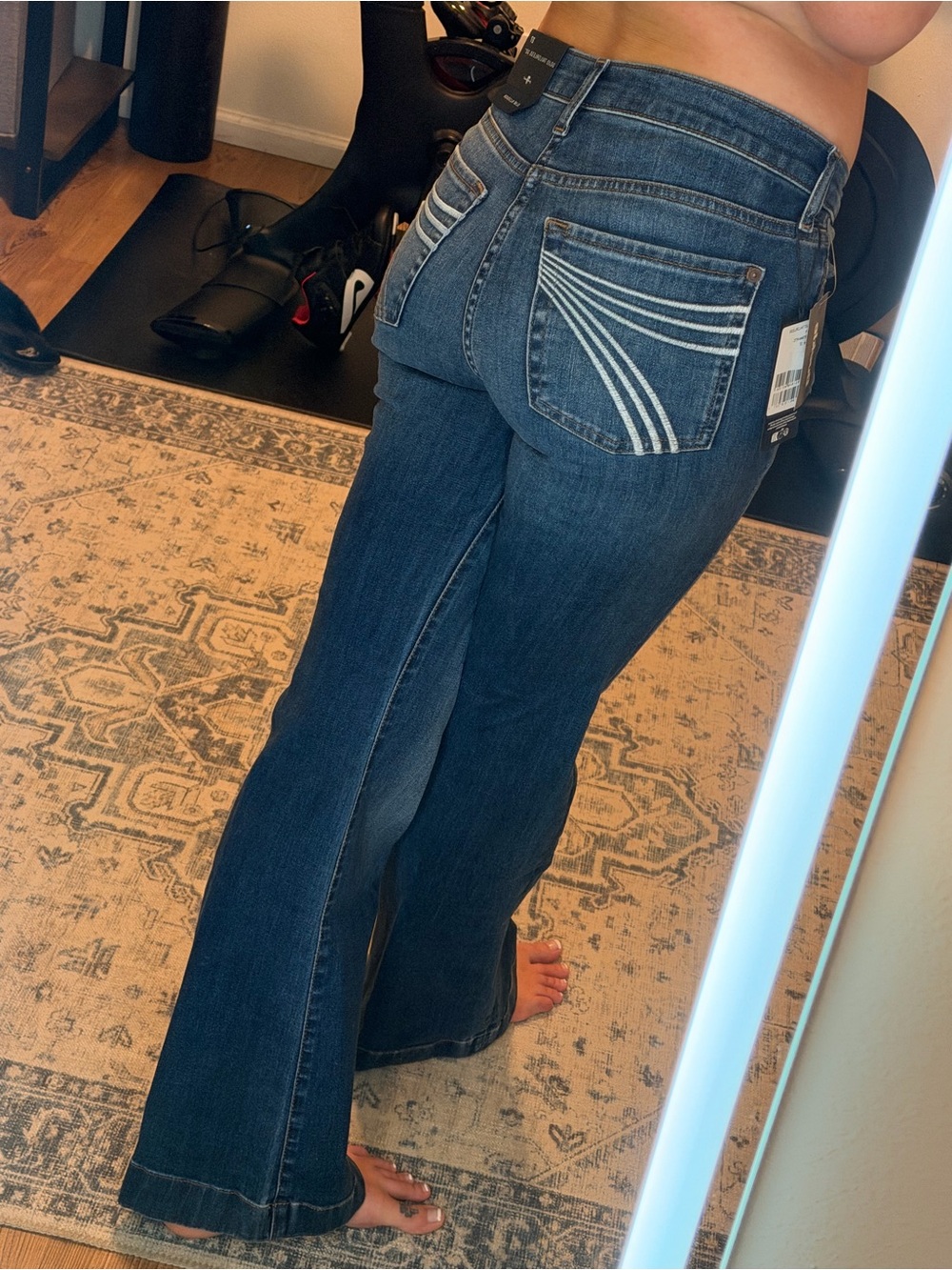 NWT!! 7 for all mankind Dojo Tailorless Jeans